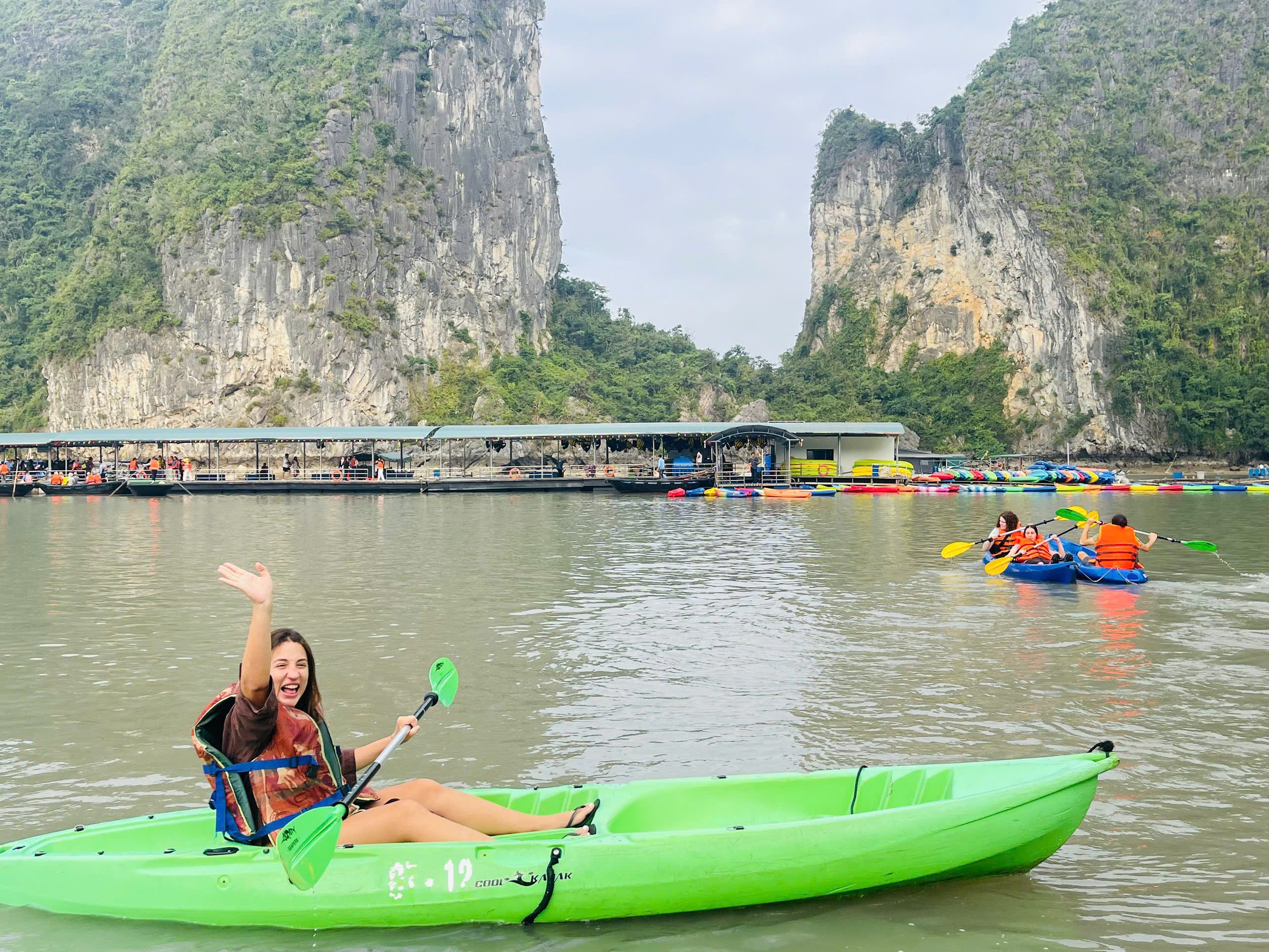 Ninh Binh – Ha Long Bay 2 Days 1 Night Tour | Hoa Lu, Trang An, Mua Cave & Ha Long Cruise