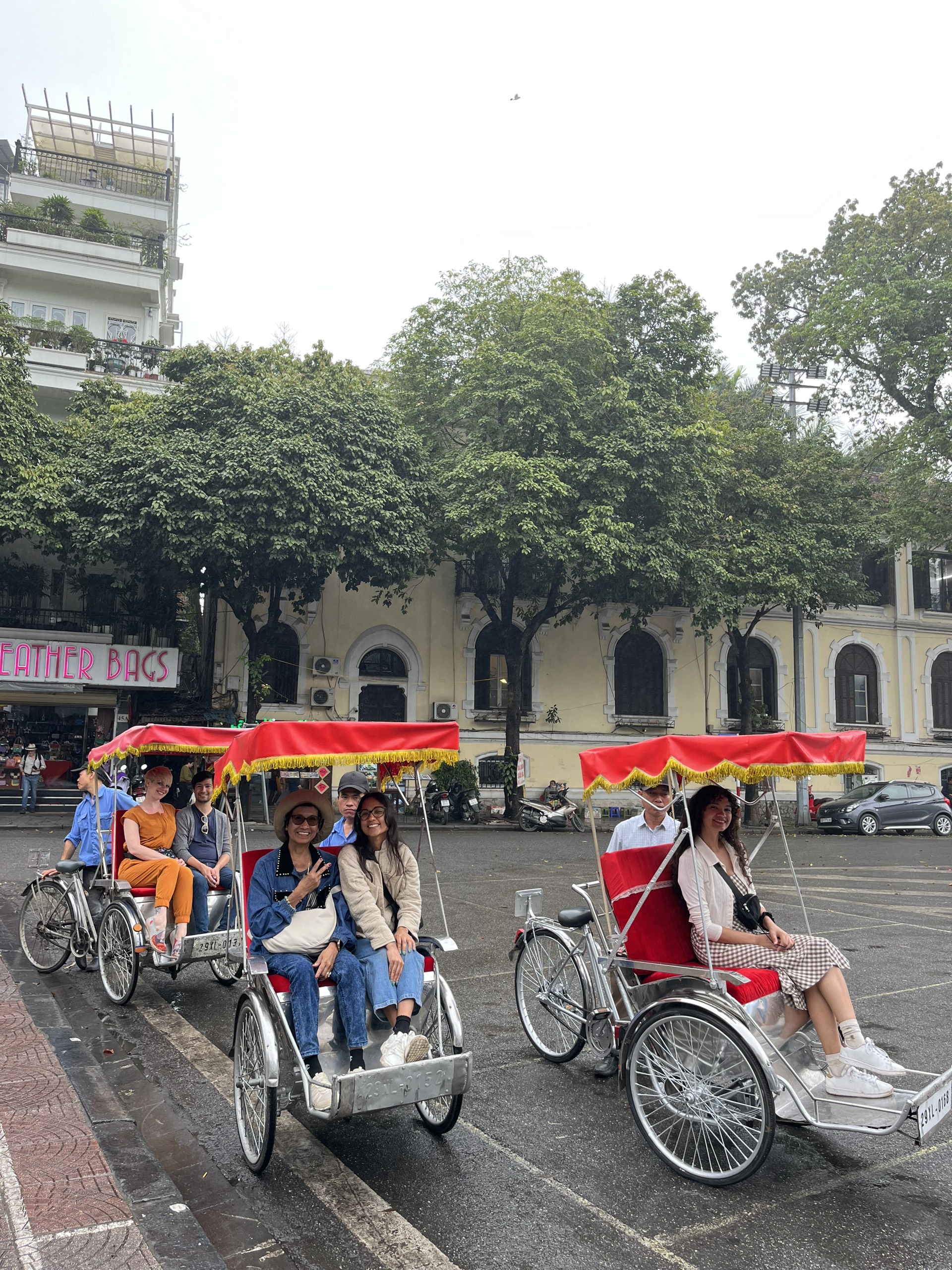 Private Hanoi City Tour Full Day with Lunch